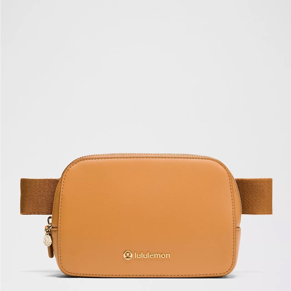 Lululemon Everywhere Belt Bag 1L Leather Alternative